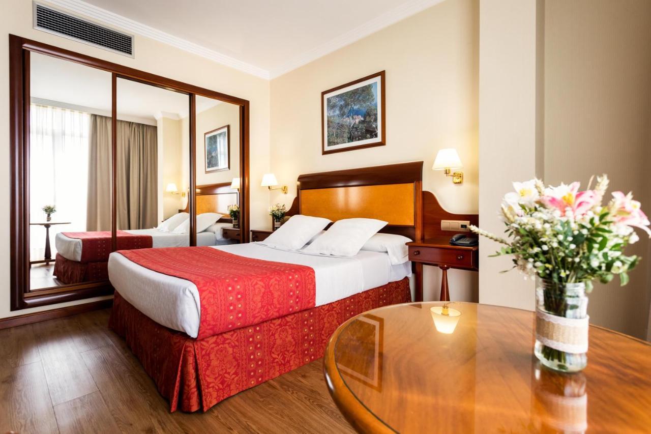 Gran Hotel De Феррол Экстерьер фото