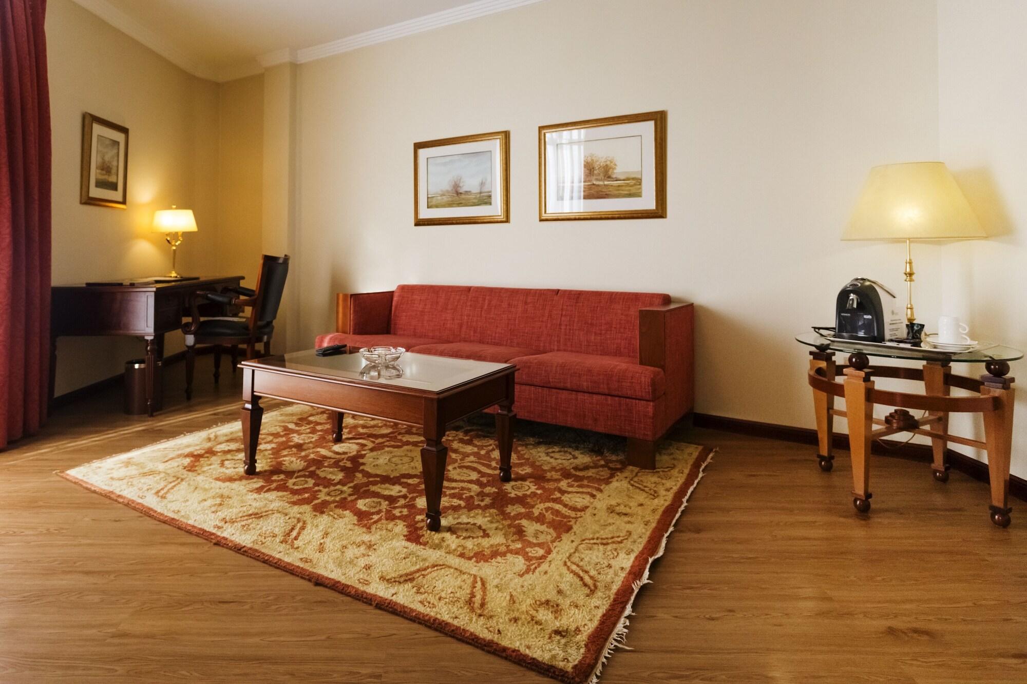 Gran Hotel De Феррол Экстерьер фото