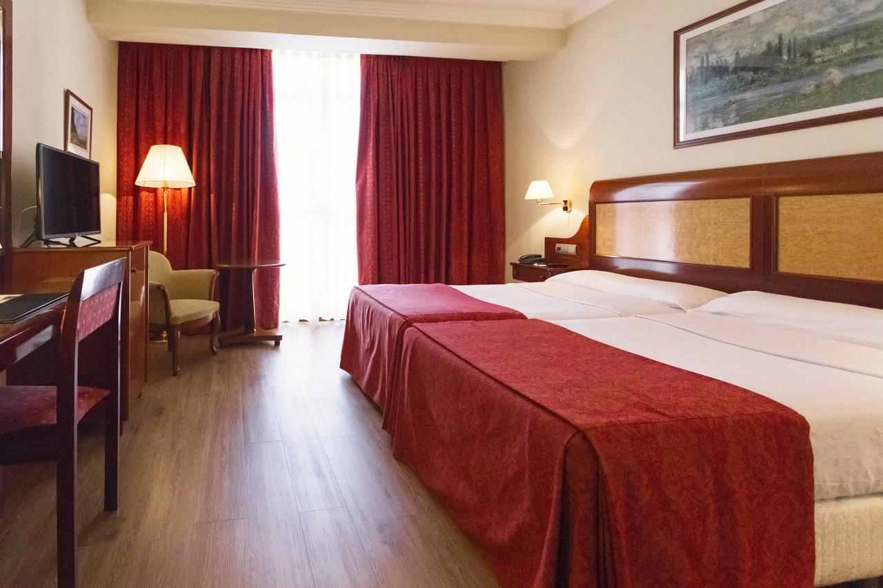 Gran Hotel De Феррол Экстерьер фото